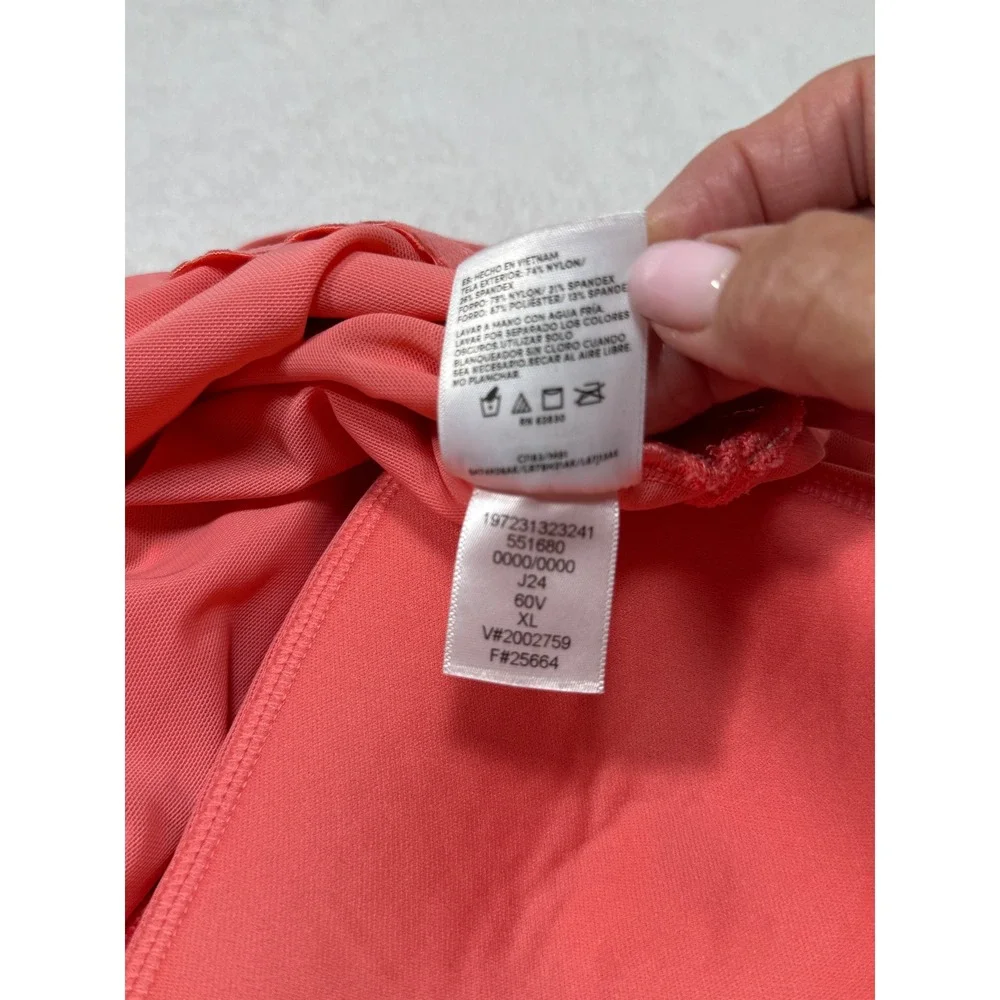 Lands End Womens XL 18 Coral Pink Ribbed Textured V-Neck One Piece Swimsuit